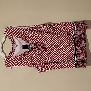 ❤️ NWT! CROWN & IVY TOP, SPLIT NECK SLEEVELESS IN GEOMETRIC PRINT, XXL